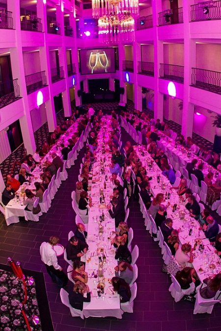 EP1211170015 EP1211170015