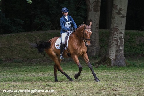 EP1308105012 EP1308105012